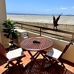 度假居 Sun & Surf Tejita *