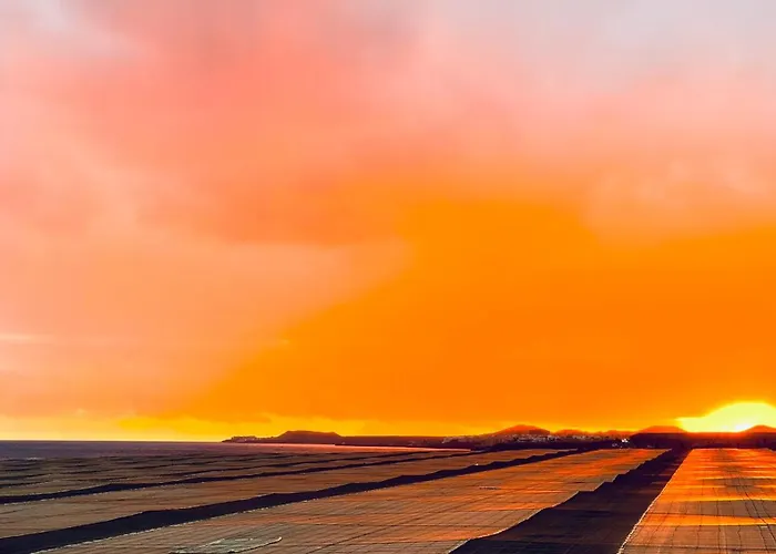 Sun & Surf Tejita Дом отдыха *